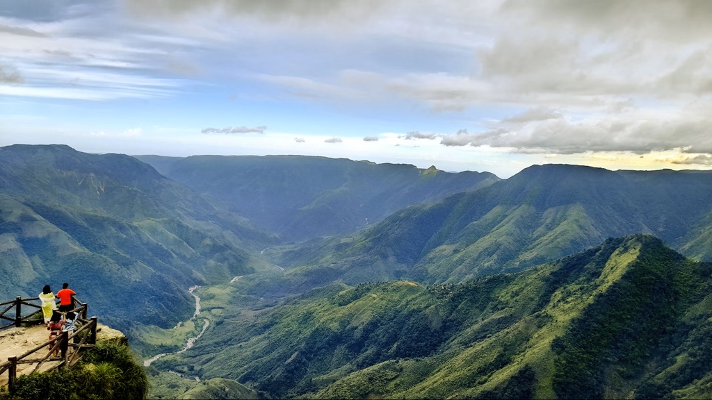 Assam Meghalaya Tour,Shillong Cherrapunji Tour,Guwahati Shillong Cherrapunji Kaziranga Tour,Assam and Meghalaya Tour